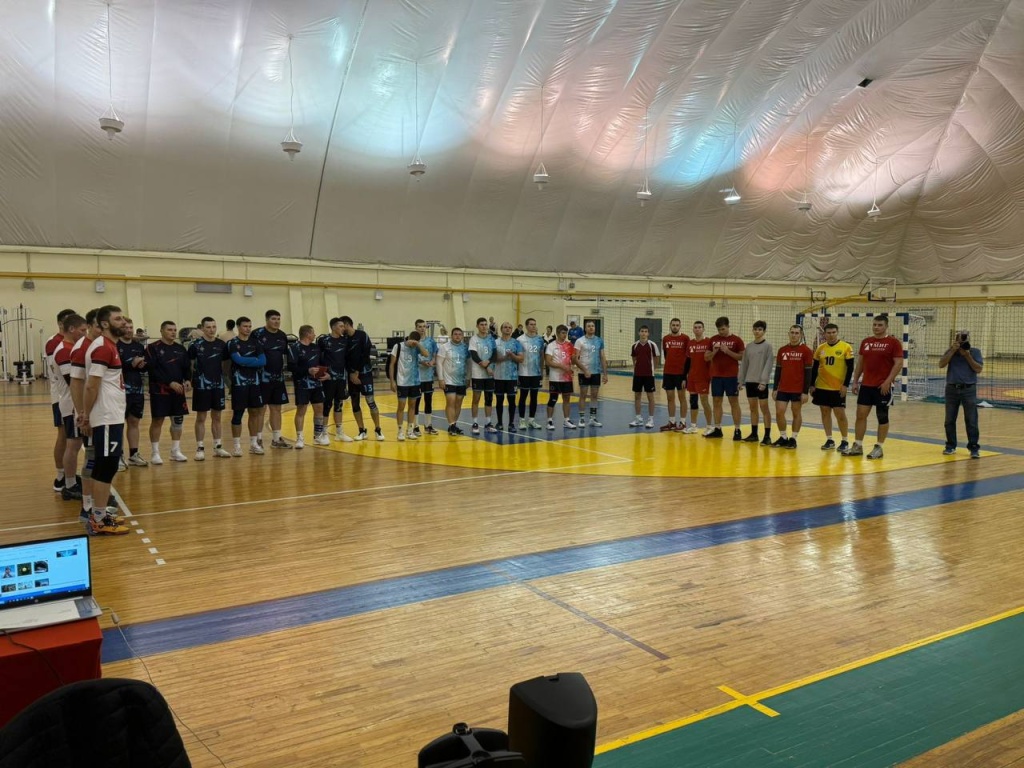 В Саранске прошли республиканские соревнования по волейболу В Саранске прошли республиканские соревнования по волейболу