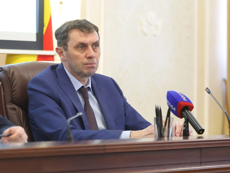 Сезонный транспорт и развитие ЖКХ: в Воронеже подвели итоги работы коммунальных служб и запустили садоводческие маршруты