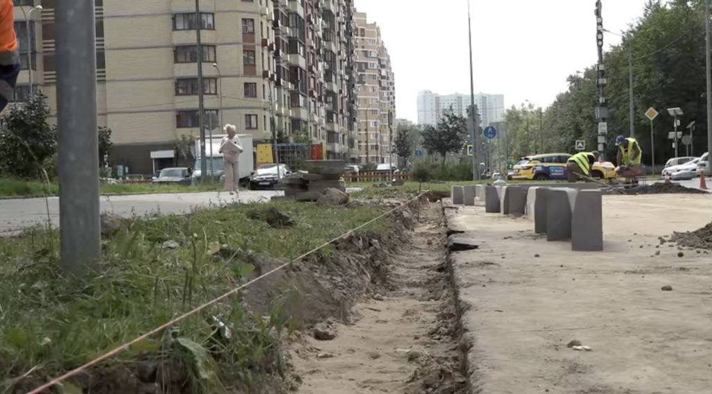 Глава Городского округа Пушкинский Максим Красноцветов проверил ход капитального ремонта дороги на улице Просвещения Глава Городского округа Пушкинский Максим Красноцветов проверил ход капитального ремонта дороги на улице Просвещения