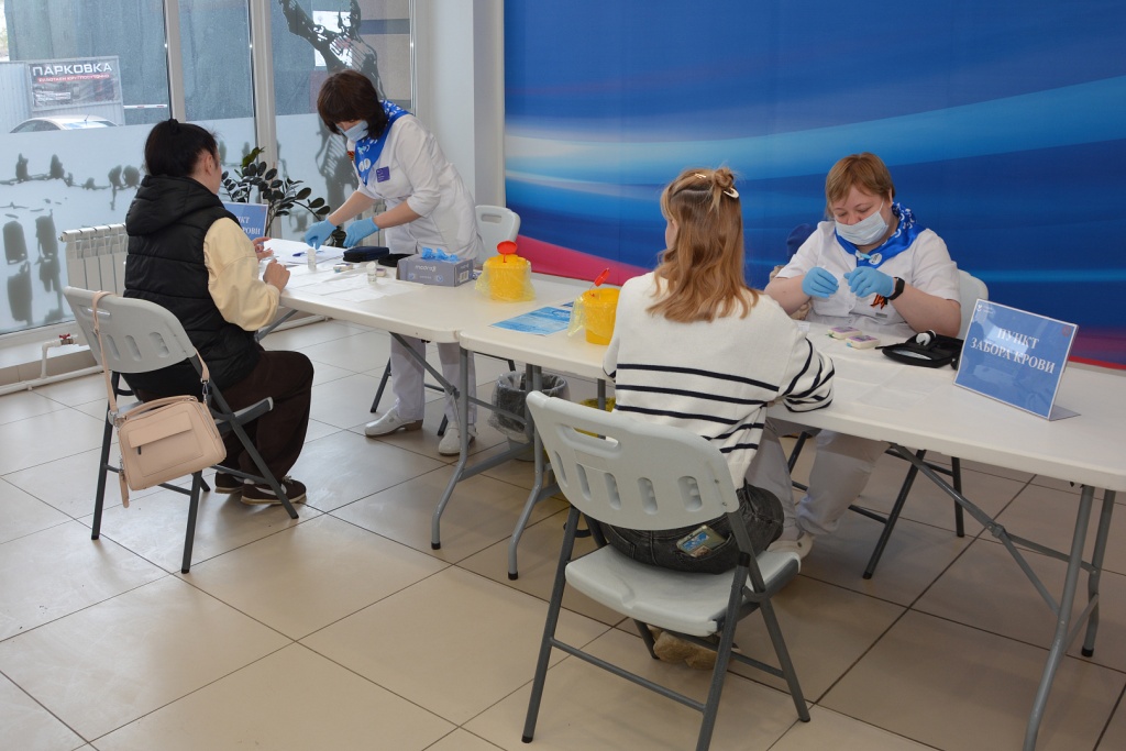 «Воронеж поможет»: в городе прошёл медико‐патриотический фестиваль с бесплатными обследованиями и лекциями