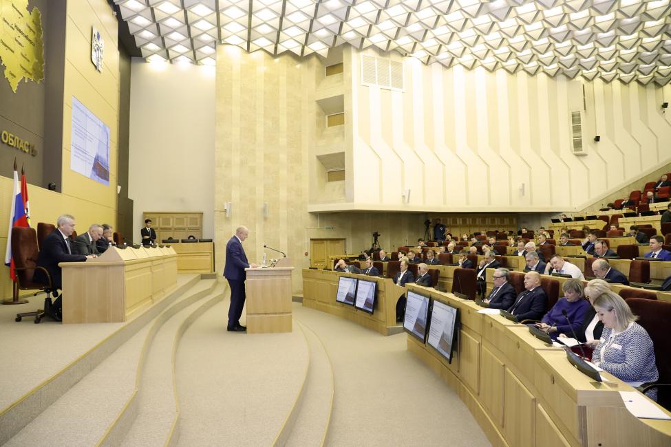 Депутаты ЗАКСа Новосибирской области обсудили готовность региональной системы ЖКХ к зиме