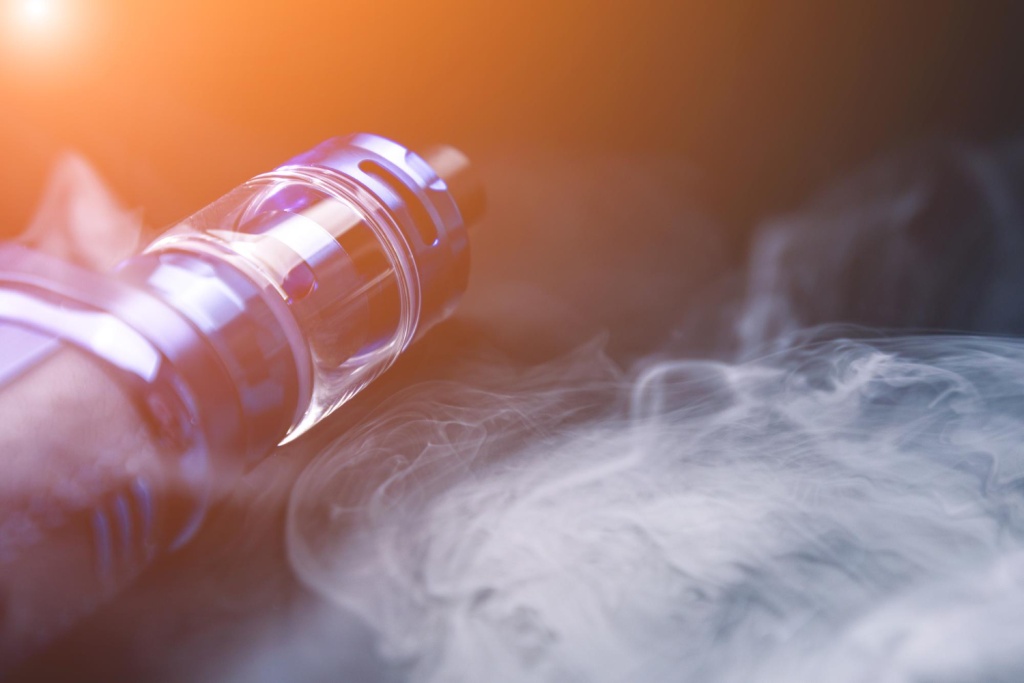 В России усилят контроль за оборотом табака и вейпов