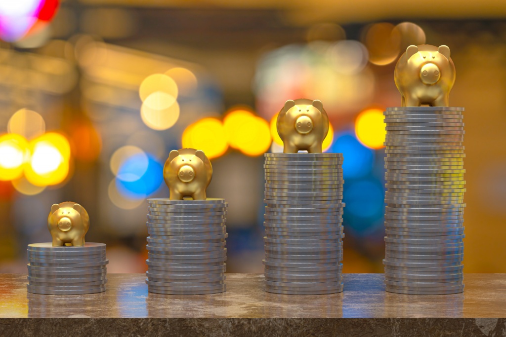 Банки поднимают ставки по вкладам, в среднем они уже превышают 22%