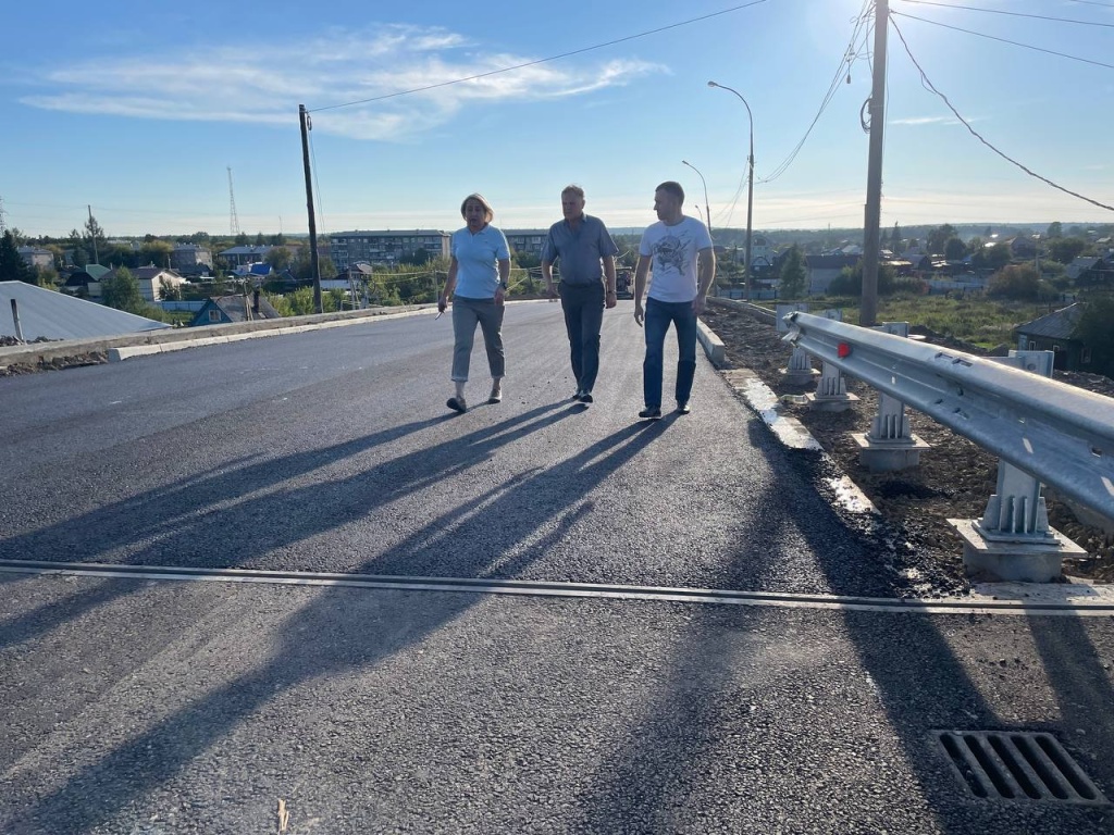 Мэр Ангарска Сергей Петров открыл движение по обновлённому путепроводу в Мегете