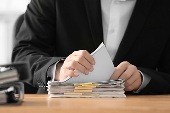 В Иванове возбудили уголовное дело о превышении должностных полномочий в отношении экс-мэра города Александра Шаботинского